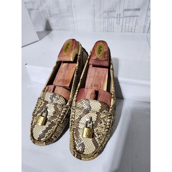 LOUIS VUITTON Moccasin  Loafers Lock It Snake Skin Size 37.5 - Picture 1 of 14